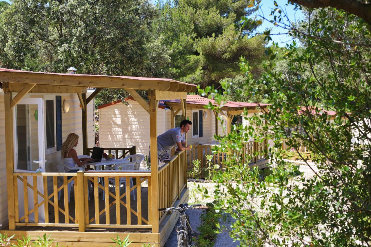 Solitudo Sunny Camping By Valamar Dubrovnik Bagian luar foto