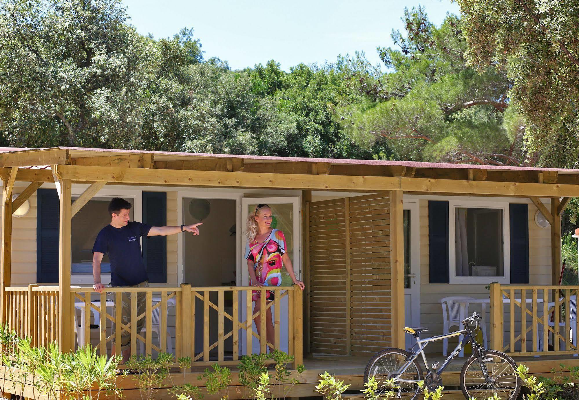 Solitudo Sunny Camping By Valamar Dubrovnik Bagian luar foto